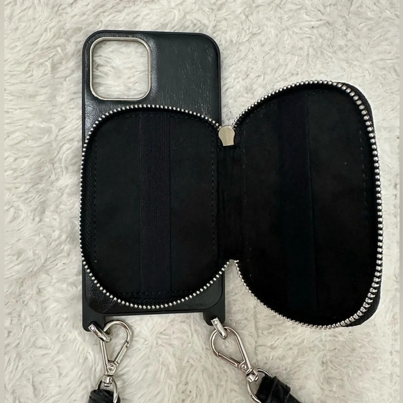 IDEAL OF SWEDEN BLACK FAUX LEATHER NECKLACE/ CROSSBODY IPHONE 12/12 PRO CASE - Picture 5 of 10